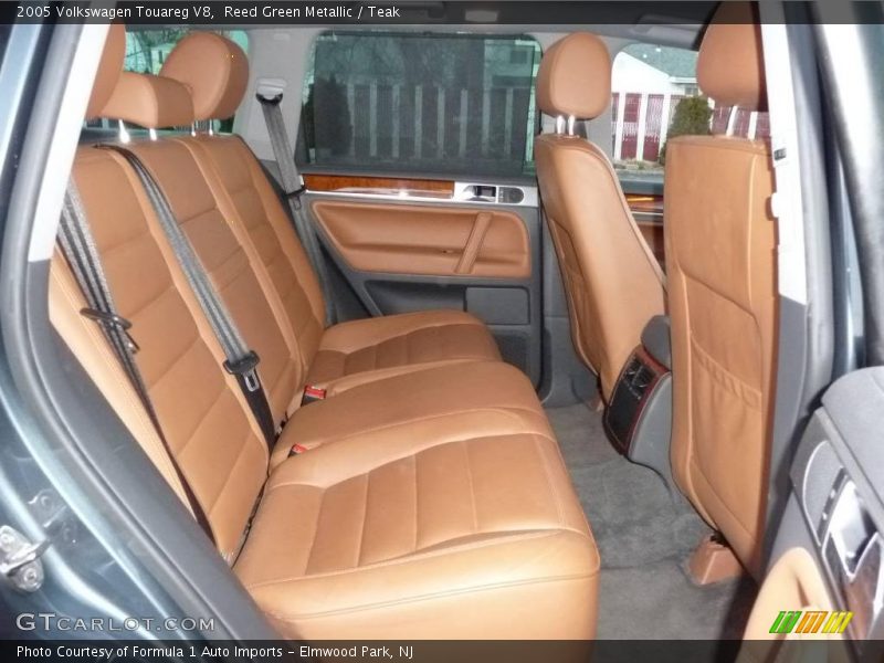 Reed Green Metallic / Teak 2005 Volkswagen Touareg V8