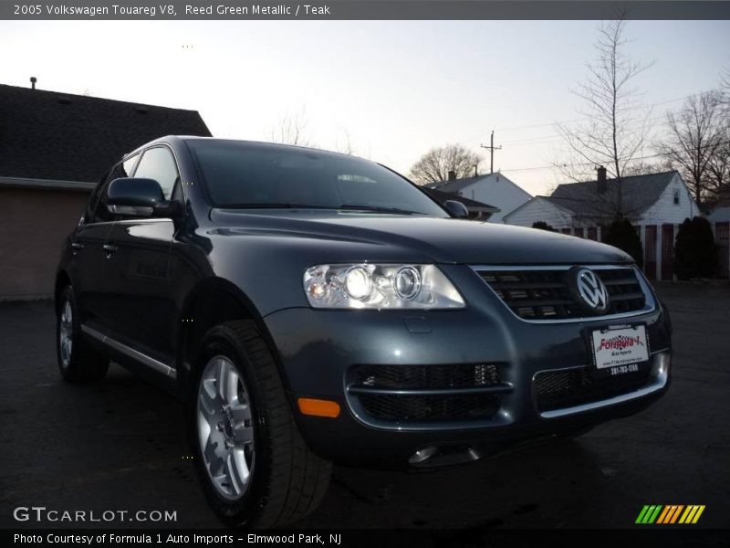 Reed Green Metallic / Teak 2005 Volkswagen Touareg V8