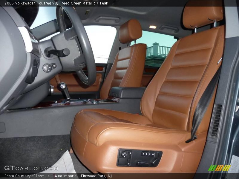 Reed Green Metallic / Teak 2005 Volkswagen Touareg V8