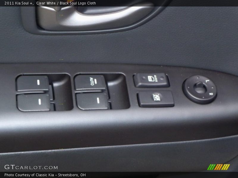 Clear White / Black Soul Logo Cloth 2011 Kia Soul +