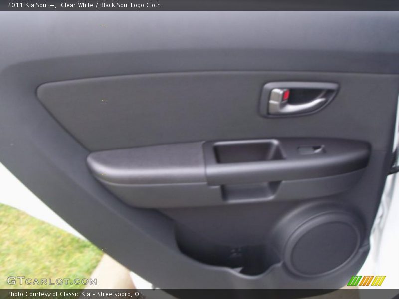 Clear White / Black Soul Logo Cloth 2011 Kia Soul +