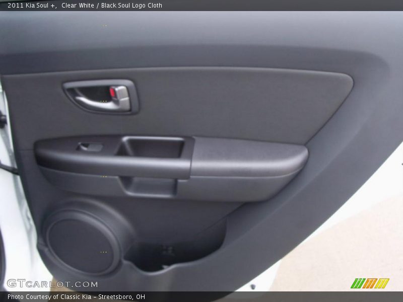 Clear White / Black Soul Logo Cloth 2011 Kia Soul +