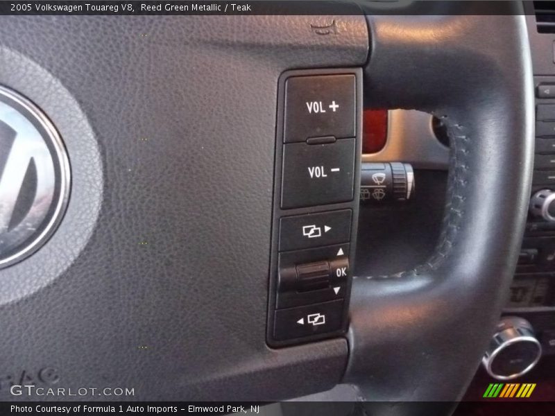 Reed Green Metallic / Teak 2005 Volkswagen Touareg V8