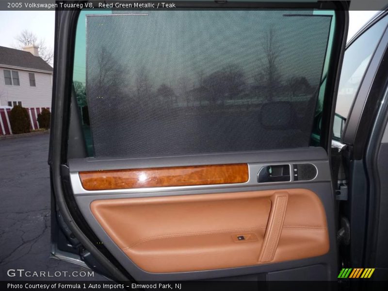 Reed Green Metallic / Teak 2005 Volkswagen Touareg V8