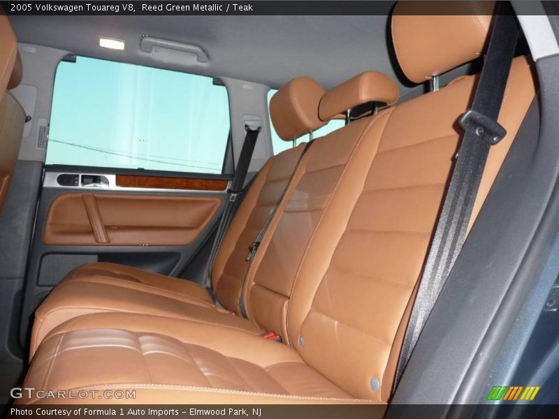 Reed Green Metallic / Teak 2005 Volkswagen Touareg V8