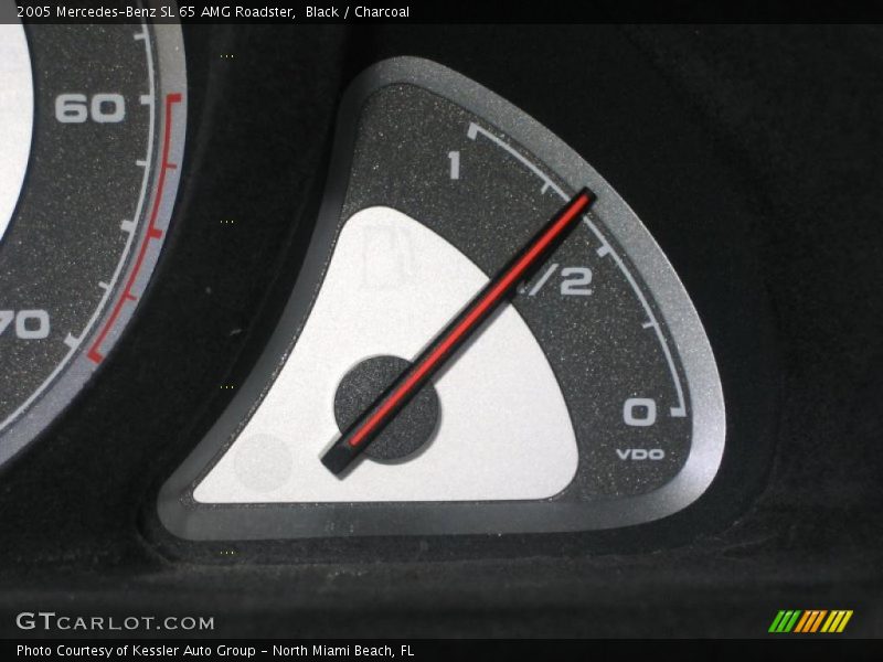  2005 SL 65 AMG Roadster 65 AMG Roadster Gauges