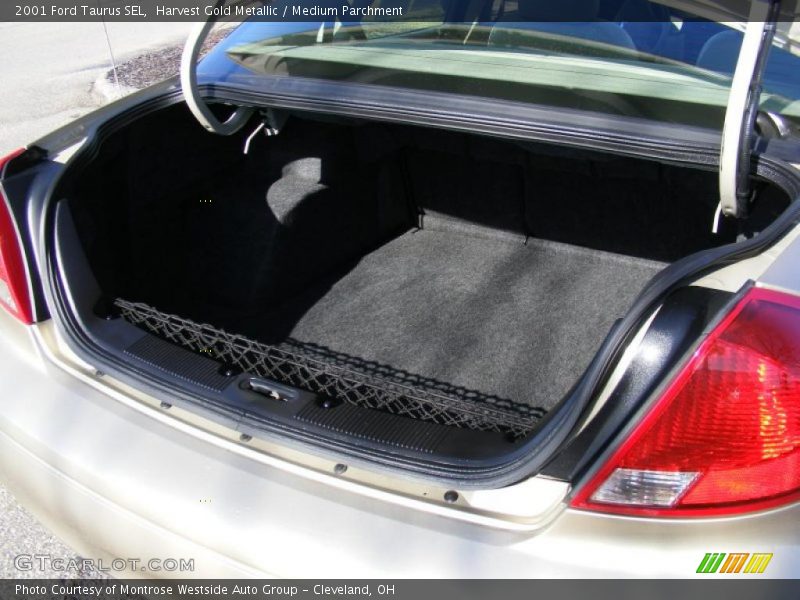  2001 Taurus SEL Trunk