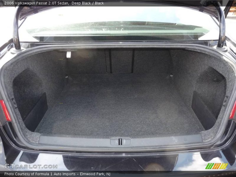 Deep Black / Black 2006 Volkswagen Passat 2.0T Sedan