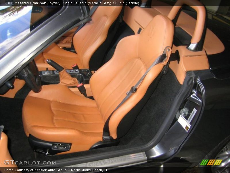  2006 GranSport Spyder Cuoio (Saddle) Interior