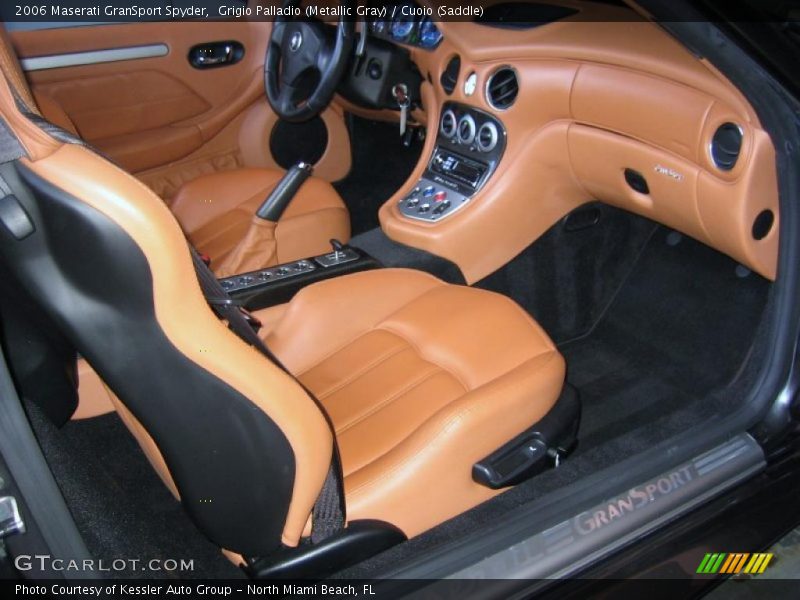  2006 GranSport Spyder Cuoio (Saddle) Interior