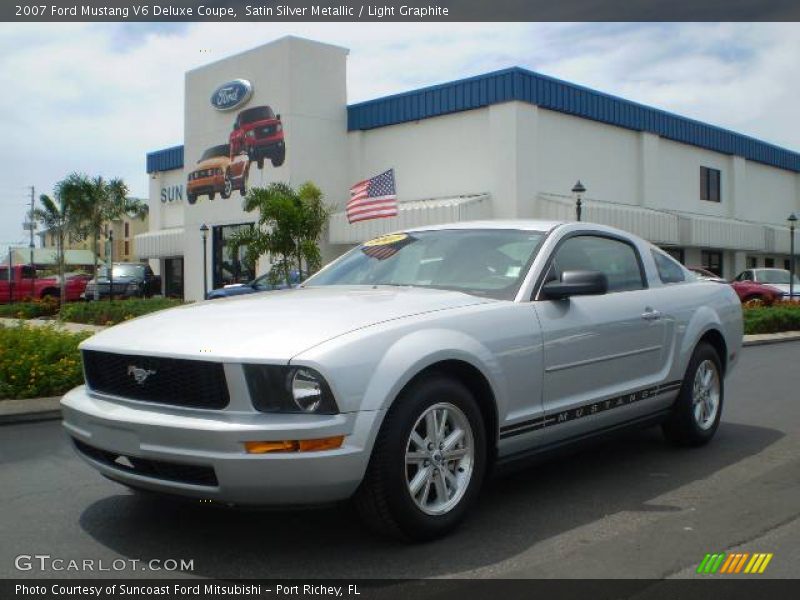 Satin Silver Metallic / Light Graphite 2007 Ford Mustang V6 Deluxe Coupe