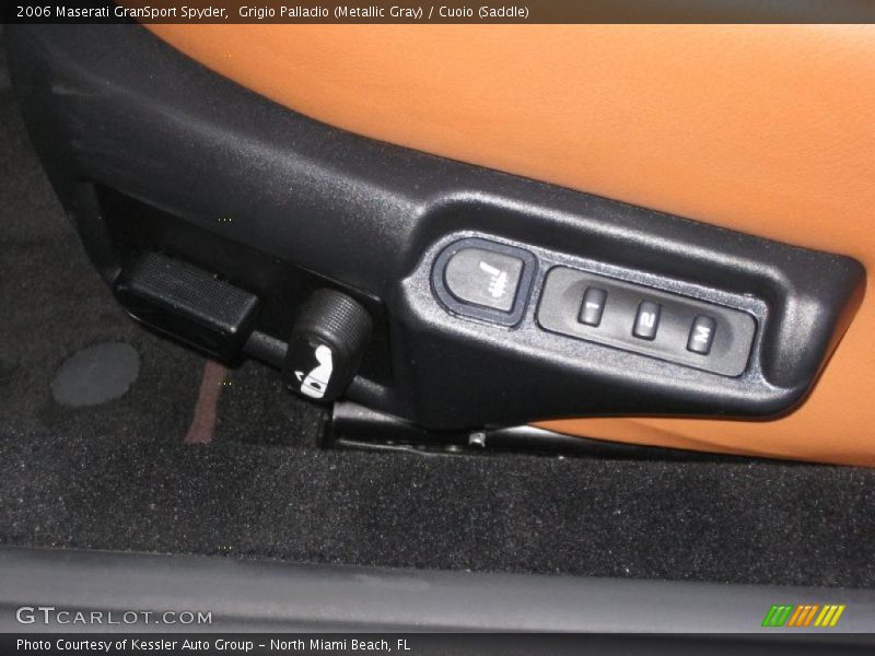 Controls of 2006 GranSport Spyder