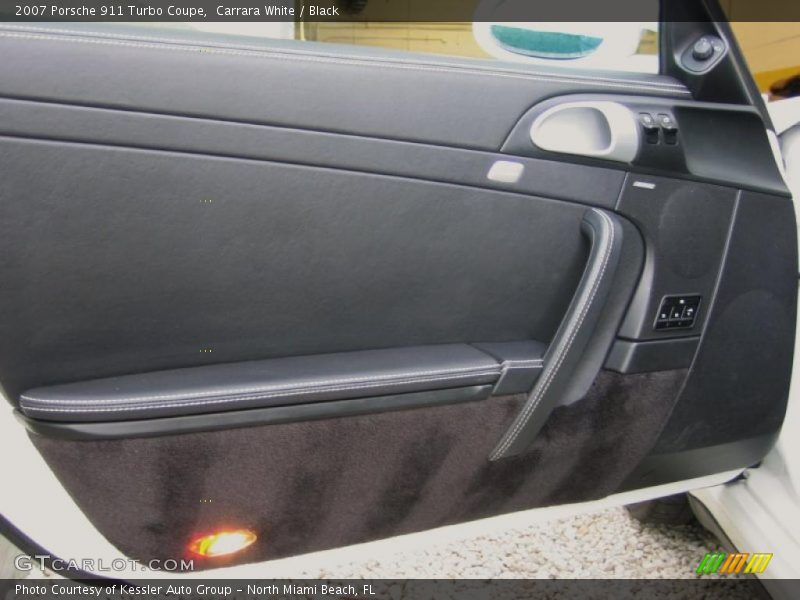 Door Panel of 2007 911 Turbo Coupe
