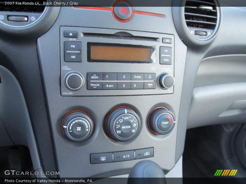 Black Cherry / Gray 2007 Kia Rondo LX