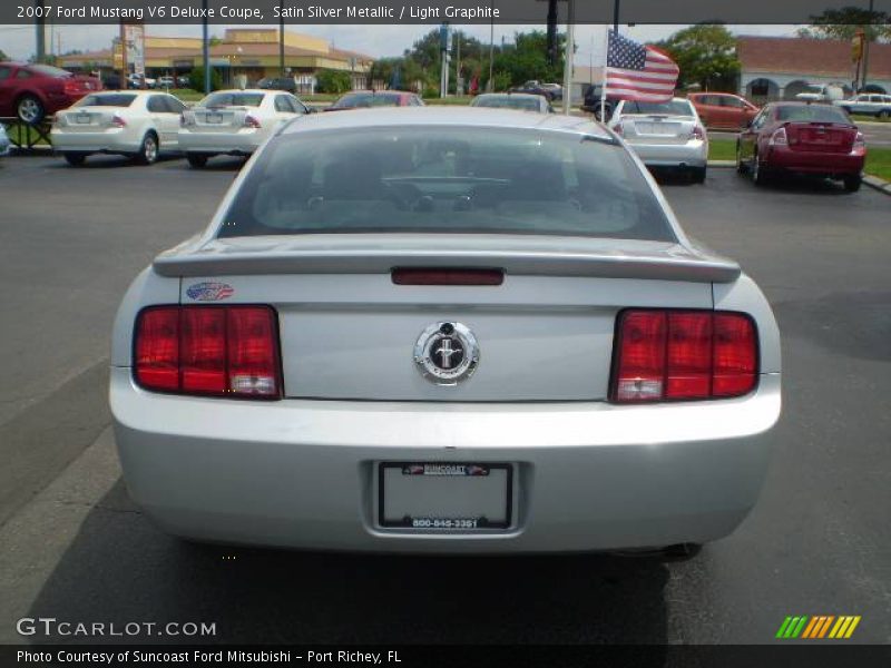 Satin Silver Metallic / Light Graphite 2007 Ford Mustang V6 Deluxe Coupe