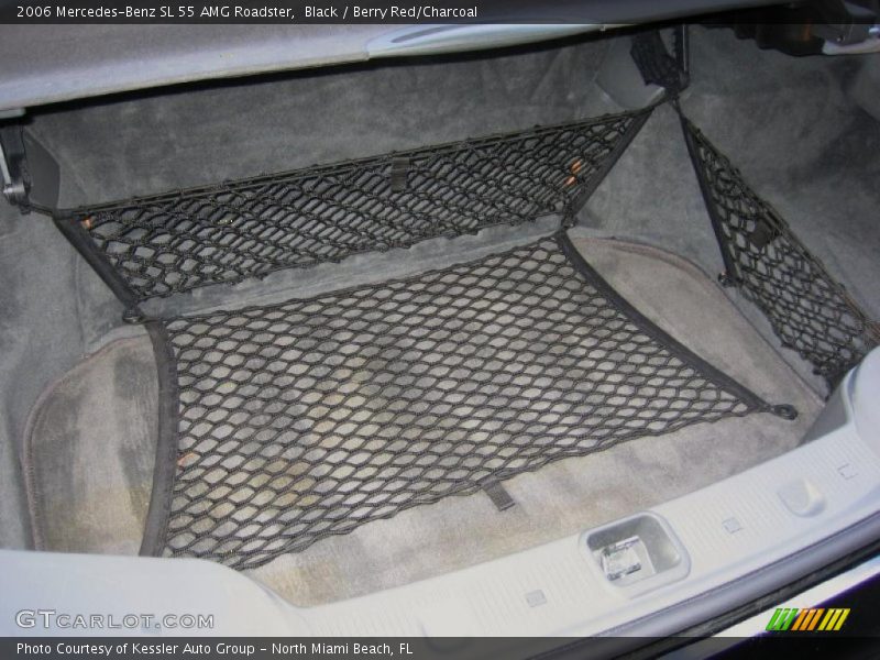  2006 SL 55 AMG Roadster Trunk