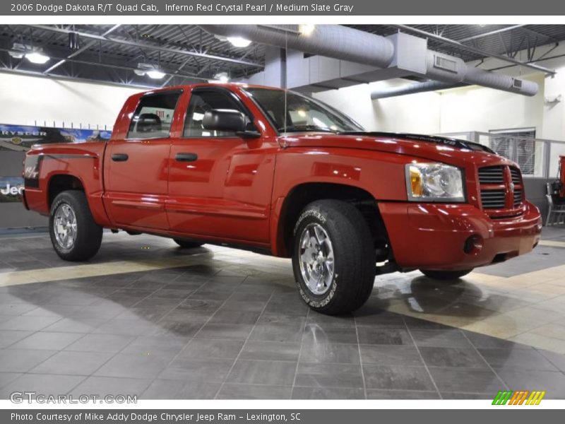 Front 3/4 View of 2006 Dakota R/T Quad Cab
