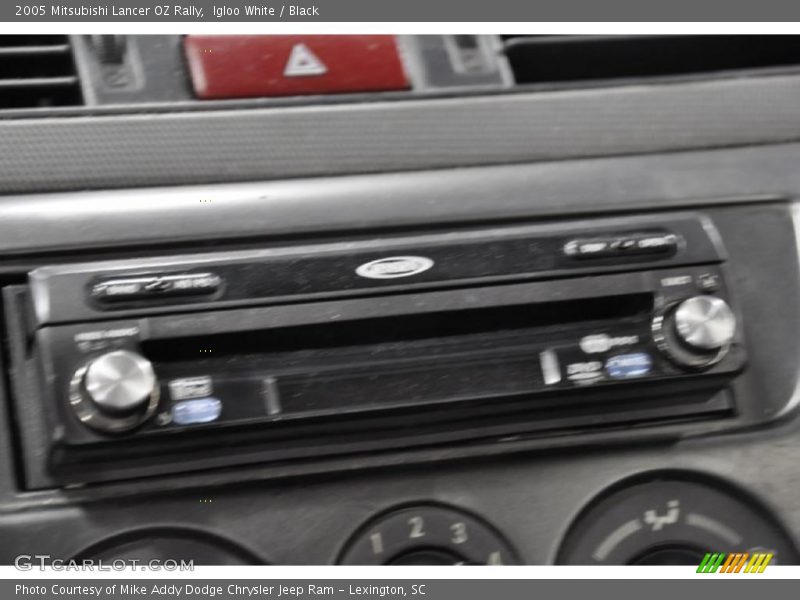 Igloo White / Black 2005 Mitsubishi Lancer OZ Rally