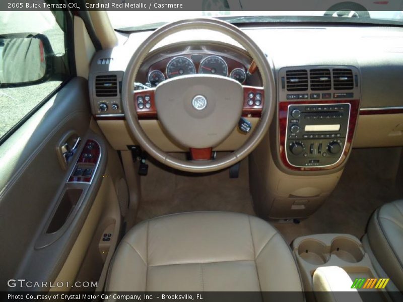 Dashboard of 2005 Terraza CXL