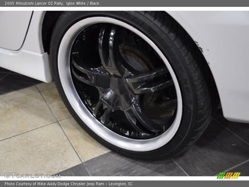 Igloo White / Black 2005 Mitsubishi Lancer OZ Rally