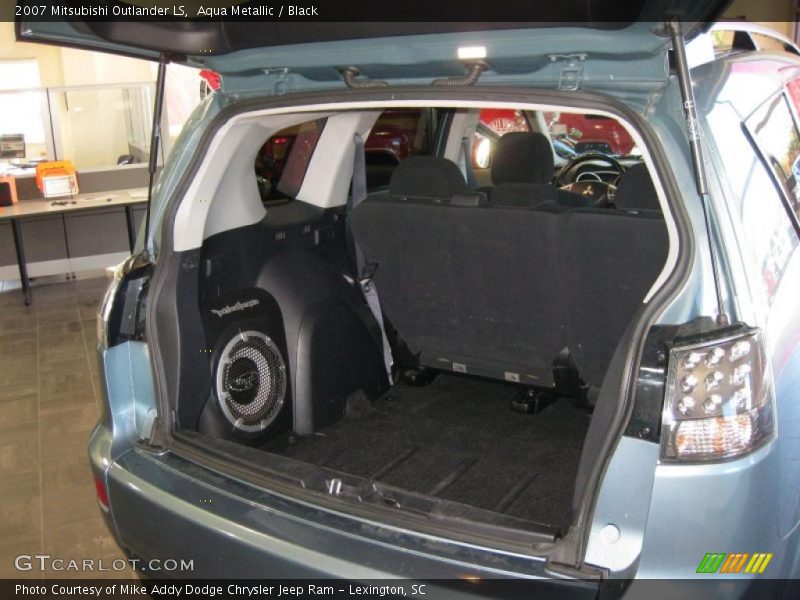Aqua Metallic / Black 2007 Mitsubishi Outlander LS