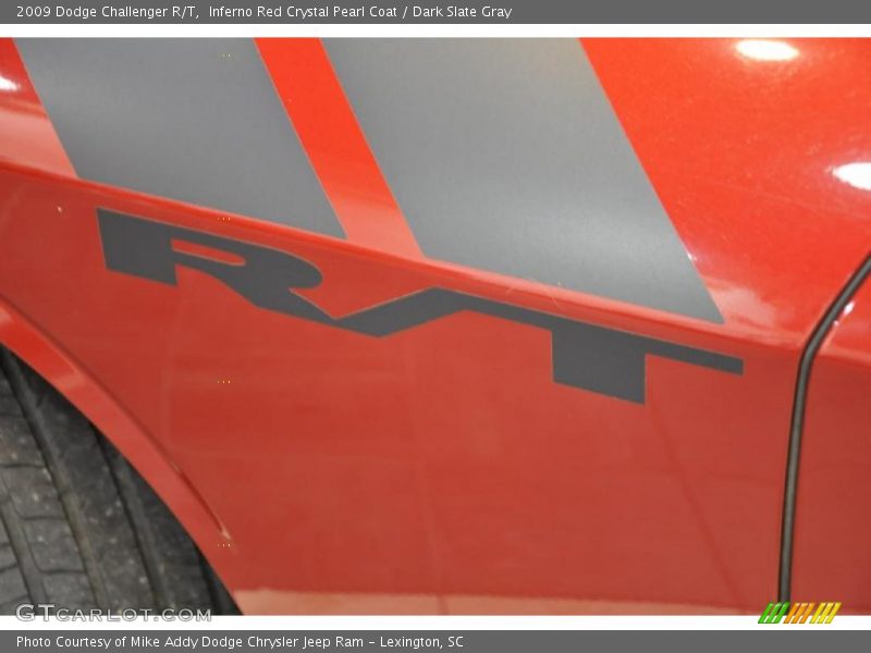  2009 Challenger R/T Logo