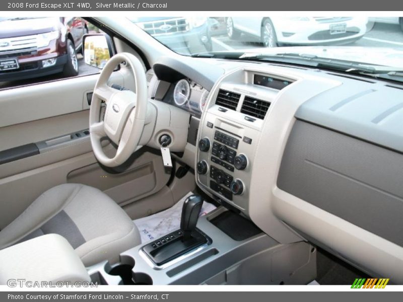 Silver Metallic / Charcoal 2008 Ford Escape XLT 4WD