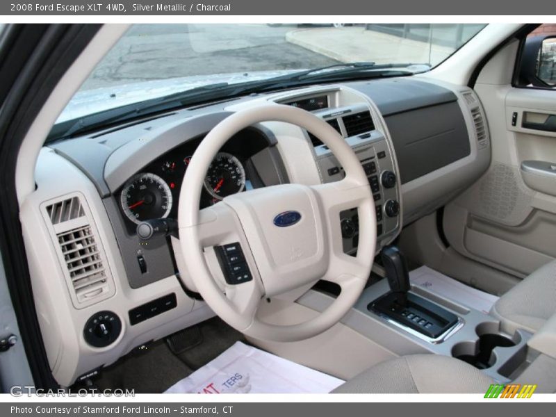 Silver Metallic / Charcoal 2008 Ford Escape XLT 4WD