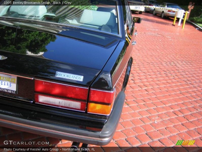 Black / Grey 1995 Bentley Brooklands Sedan