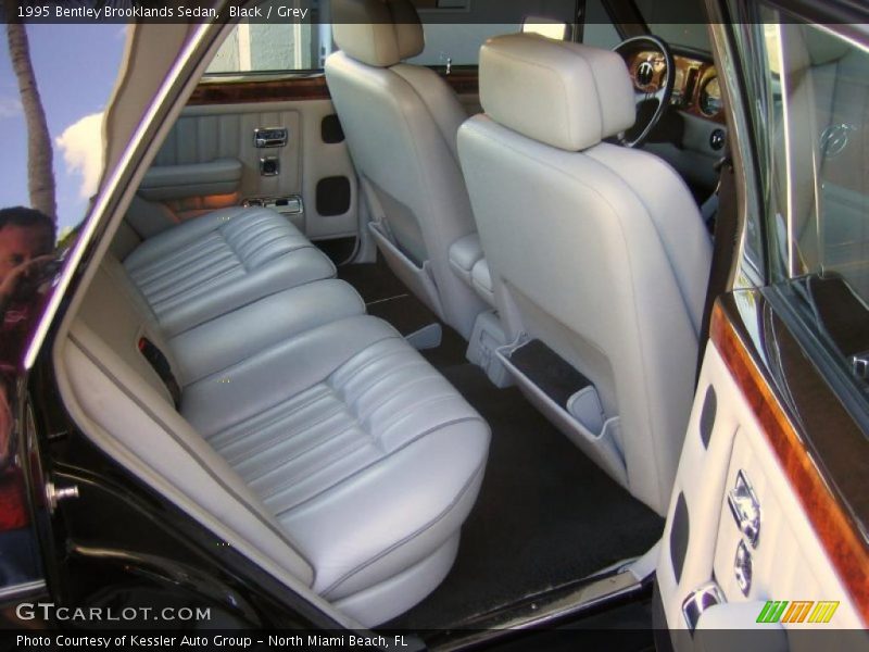 Black / Grey 1995 Bentley Brooklands Sedan
