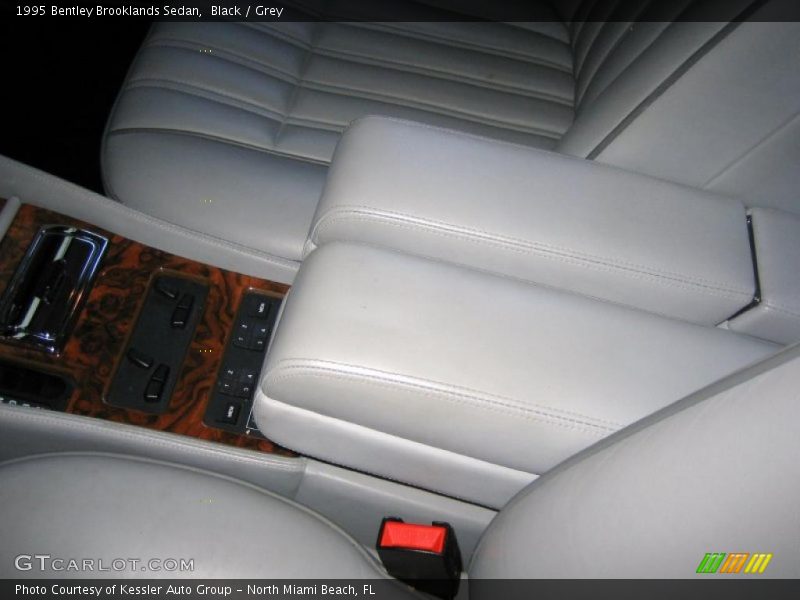 Black / Grey 1995 Bentley Brooklands Sedan