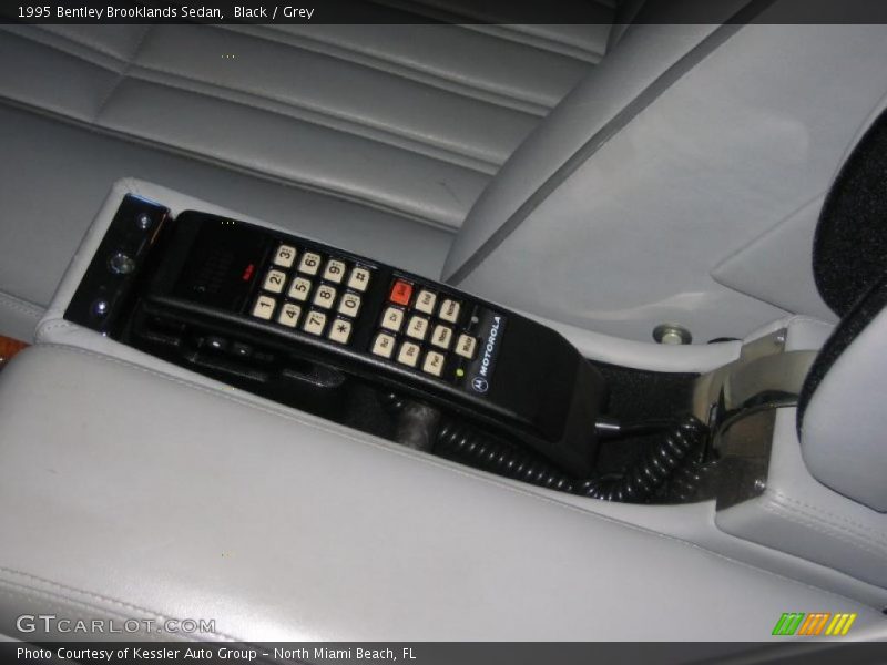 Black / Grey 1995 Bentley Brooklands Sedan
