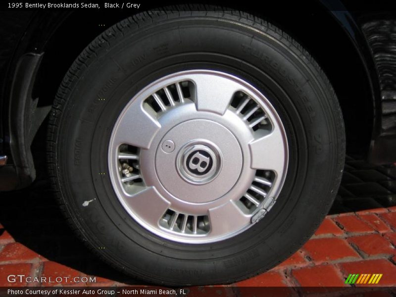  1995 Brooklands Sedan Wheel
