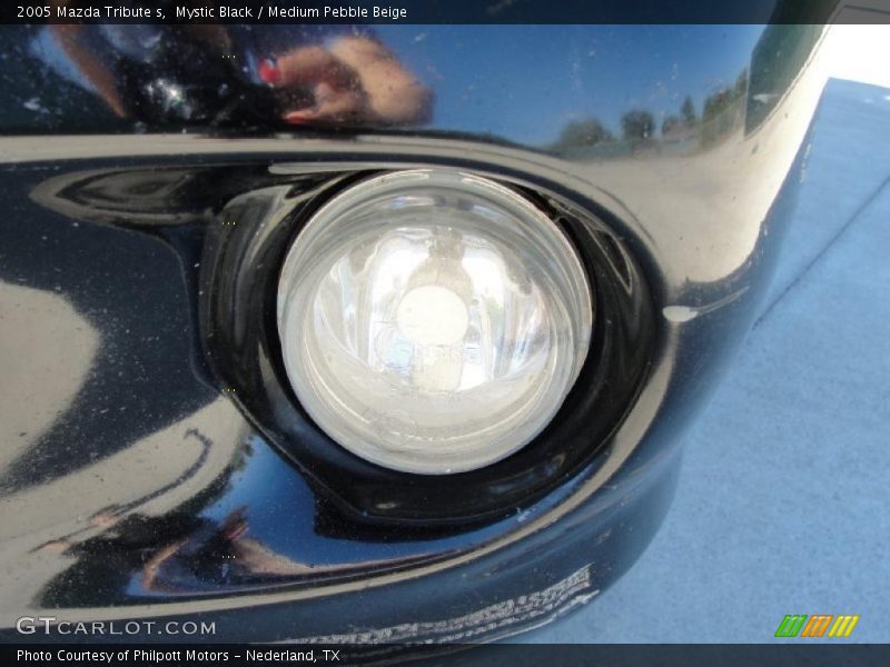 Mystic Black / Medium Pebble Beige 2005 Mazda Tribute s