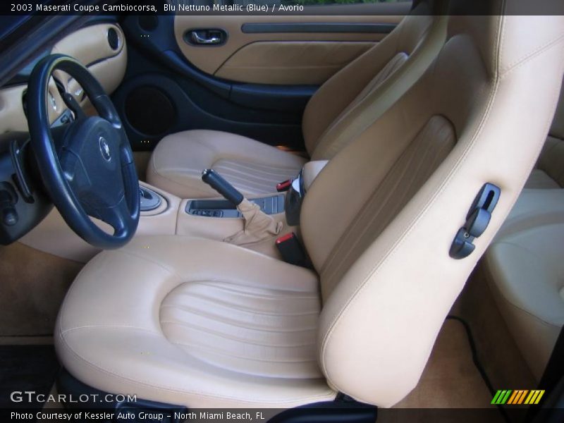  2003 Coupe Cambiocorsa Avorio Interior