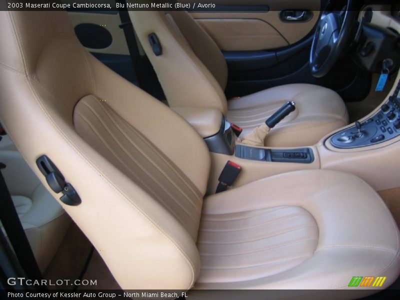  2003 Coupe Cambiocorsa Avorio Interior