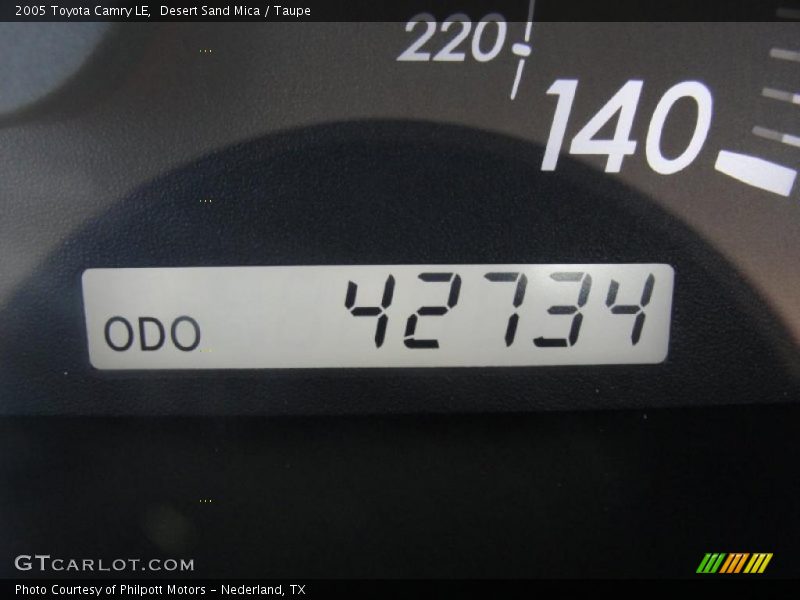 Desert Sand Mica / Taupe 2005 Toyota Camry LE