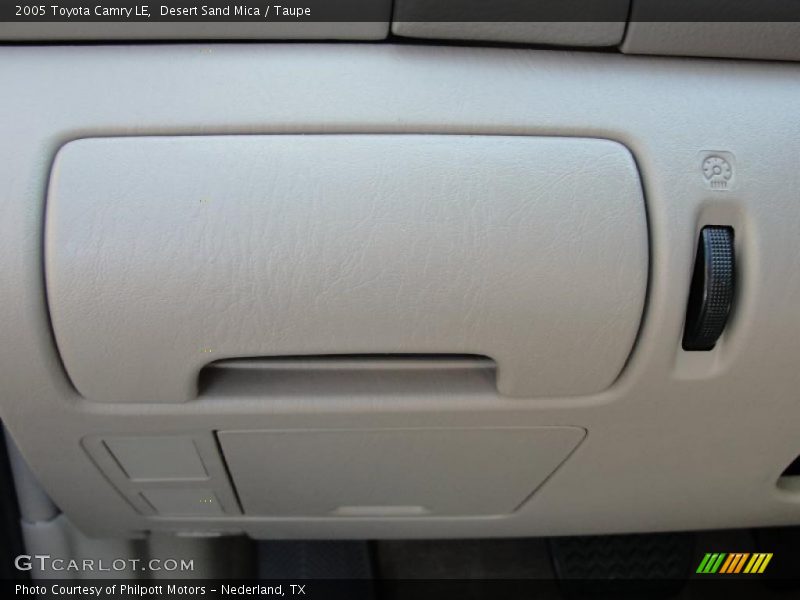 Desert Sand Mica / Taupe 2005 Toyota Camry LE