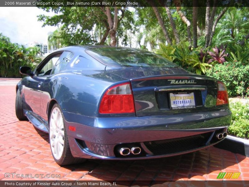 Blue Nettuno (Dark Blue) / Grigio Medio 2006 Maserati GranSport Coupe