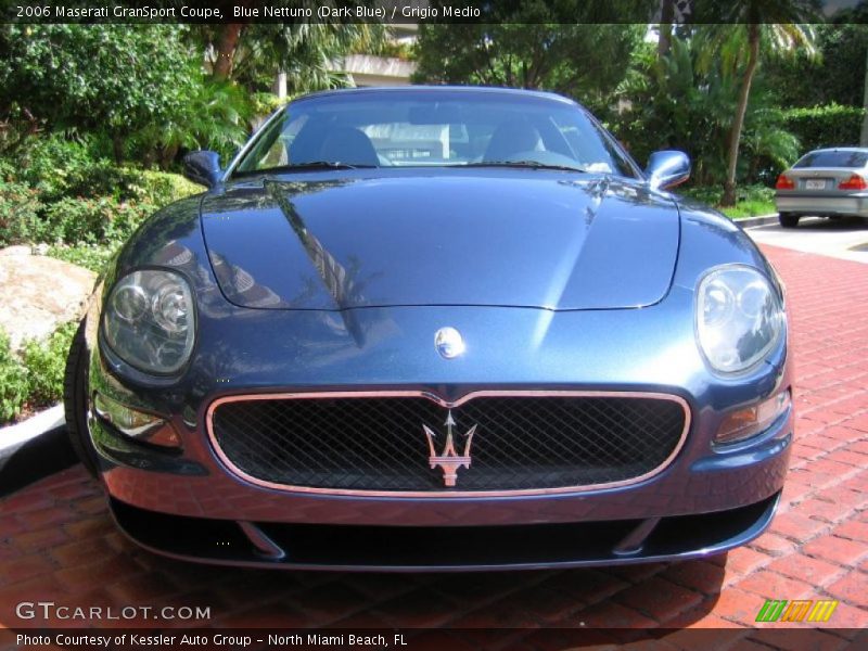 Blue Nettuno (Dark Blue) / Grigio Medio 2006 Maserati GranSport Coupe