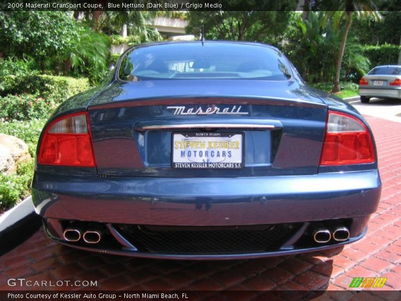 Blue Nettuno (Dark Blue) / Grigio Medio 2006 Maserati GranSport Coupe