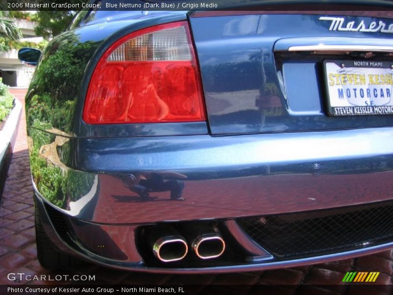 Blue Nettuno (Dark Blue) / Grigio Medio 2006 Maserati GranSport Coupe