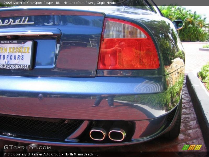 Blue Nettuno (Dark Blue) / Grigio Medio 2006 Maserati GranSport Coupe