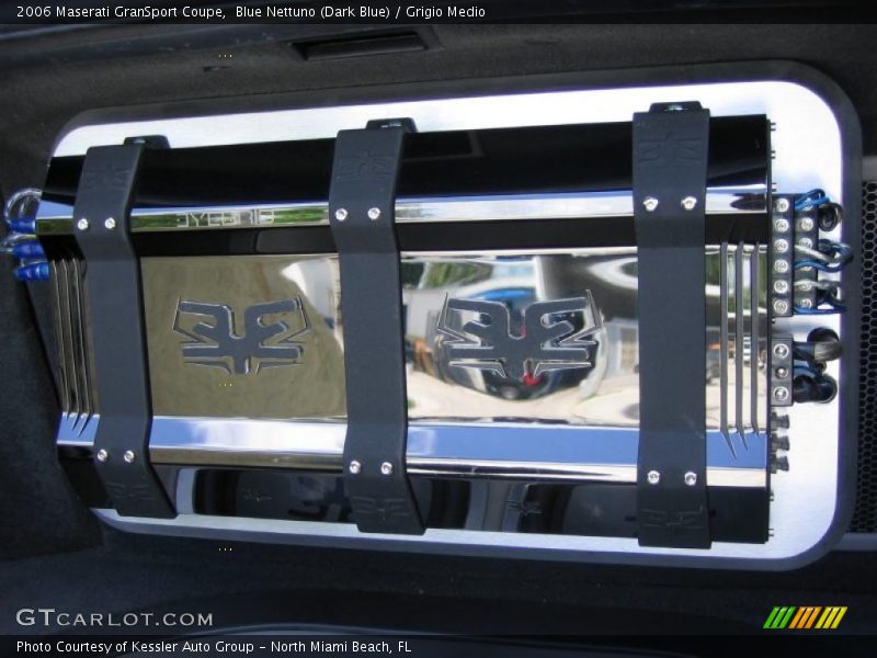 Blue Nettuno (Dark Blue) / Grigio Medio 2006 Maserati GranSport Coupe