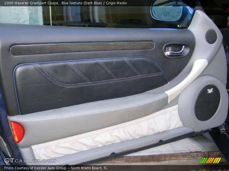 Door Panel of 2006 GranSport Coupe