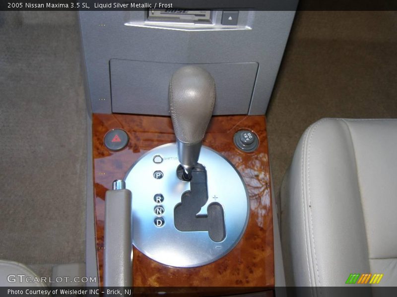 Liquid Silver Metallic / Frost 2005 Nissan Maxima 3.5 SL