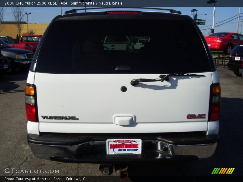 Summit White / Neutral/Shale 2006 GMC Yukon 2500 XL SLT 4x4