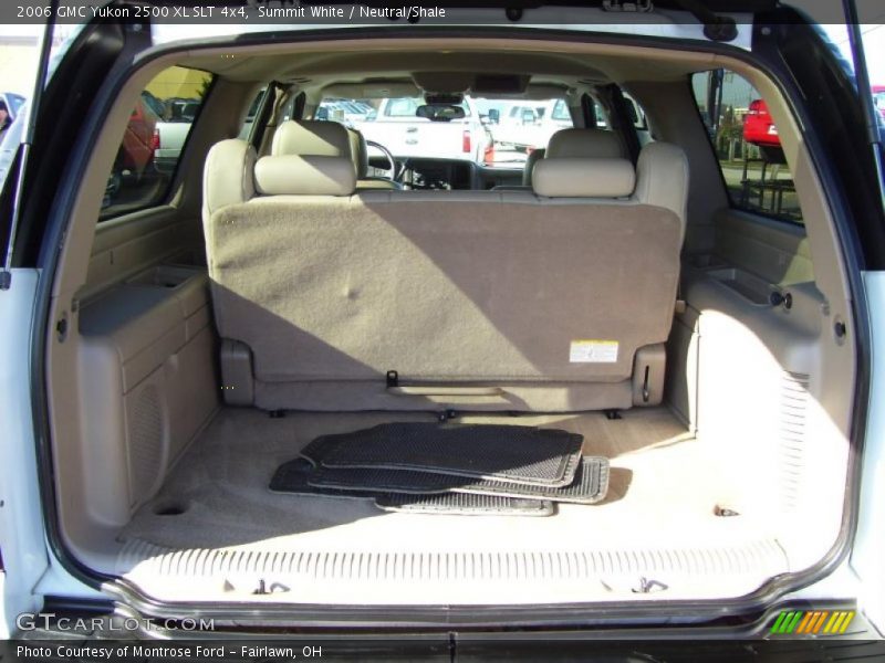 Summit White / Neutral/Shale 2006 GMC Yukon 2500 XL SLT 4x4