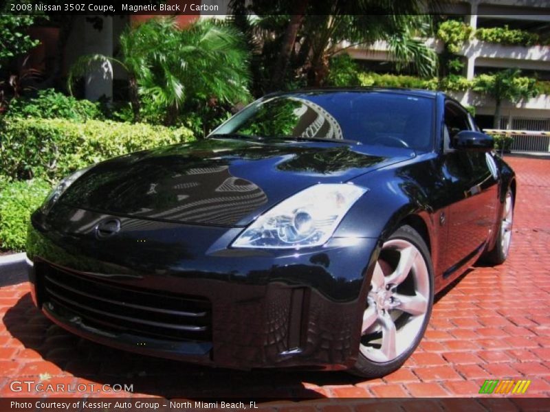 Front 3/4 View of 2008 350Z Coupe