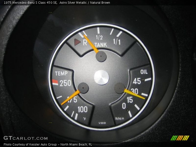  1975 S Class 450 SE 450 SE Gauges